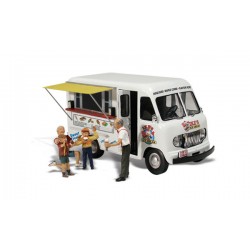 HO Ike's Ice Cream Truck