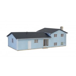HO Split Level House 18.4 x 9.5 x 6.5cm